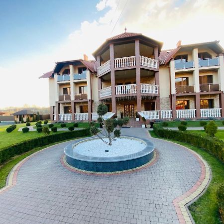 Приватна Садиба Європа Solociîn Exterior foto
